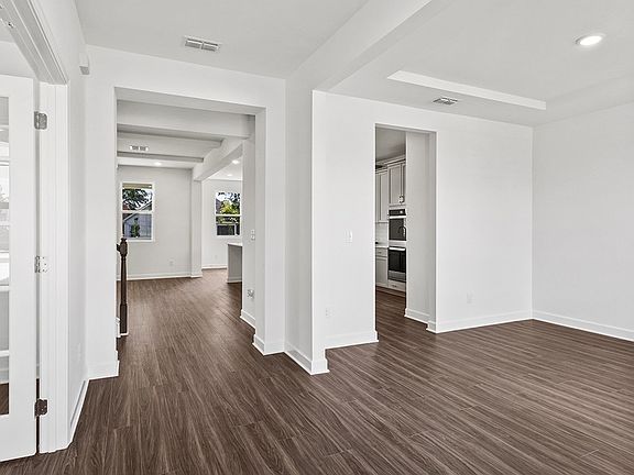 4th image of 1611 Burlwood Ct Lot 7