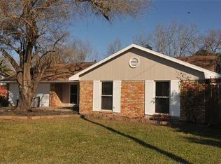 326 Falk Ave, La Porte, TX 77571