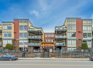 1933 Ambrosi Rd Unit 311, Kelowna, BC V1Y 4S1