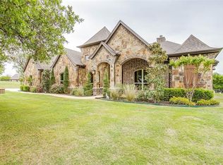 310 Parc Oaks Ct, Aledo, TX 76008