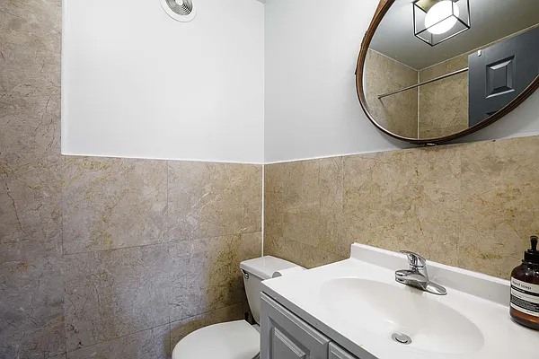 Rented by June | media 28