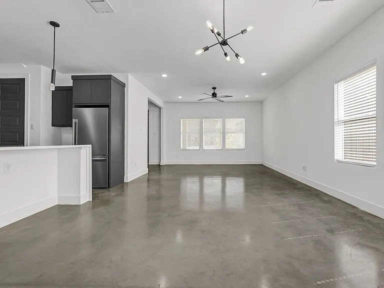 3013 Alpha Wolf Ct — Photo 16
