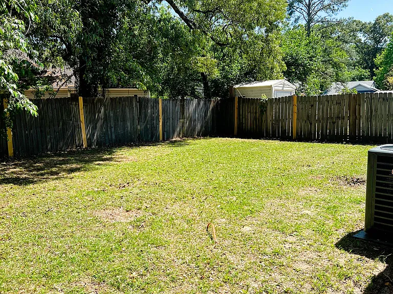 6 N Quail Xing — Photo 23