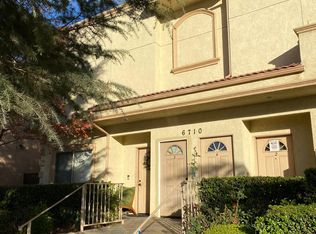 6710 Balboa Blvd APT 3, Van Nuys, CA 91406