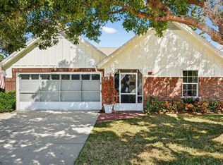 701 Pine Shores Cir, New Smyrna Beach, FL 32168