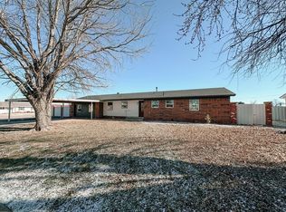 729 N Stanley St, Hinton, OK 73047