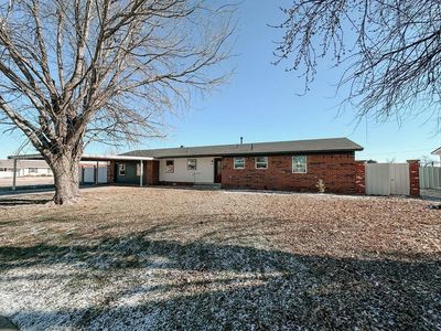 729 N Stanley Ave, Hinton, OK, 73047