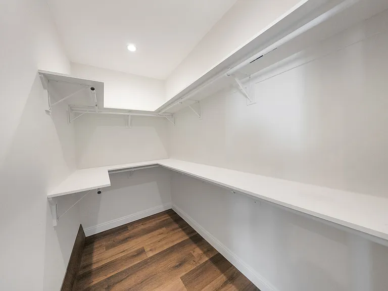 415 N Toland Ave #D — Photo 7