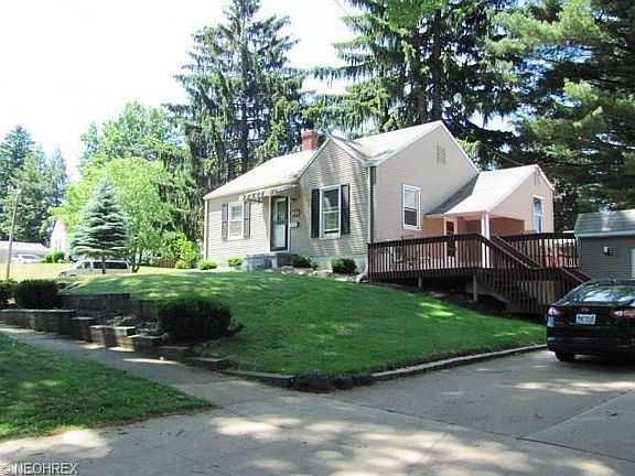 3rd image of 600 Saint Leger Ave