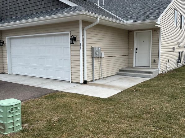 335 21st Ave SW #335