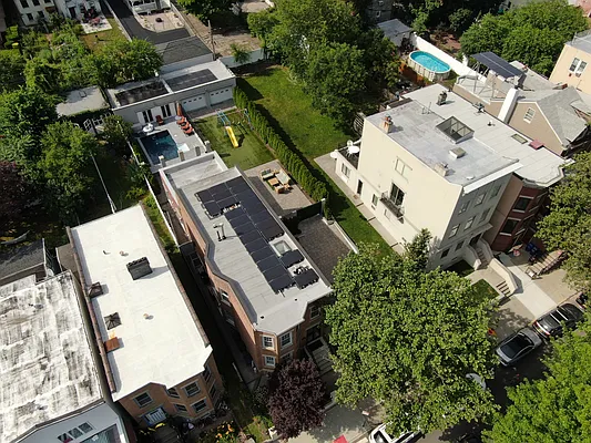 Sold by Compass | media 15