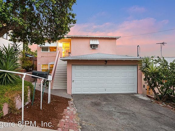 3rd image of 728 1/2 Onarga Ave