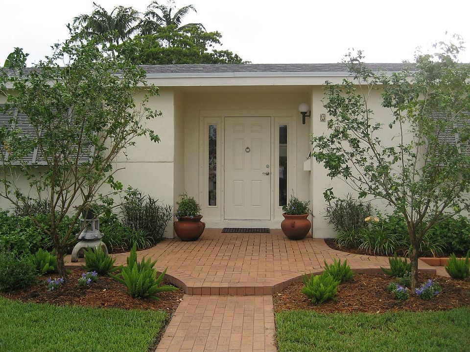Front Entryway