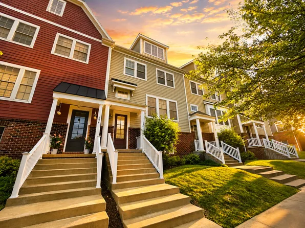 292 Venango Trl, Mars, PA 16046