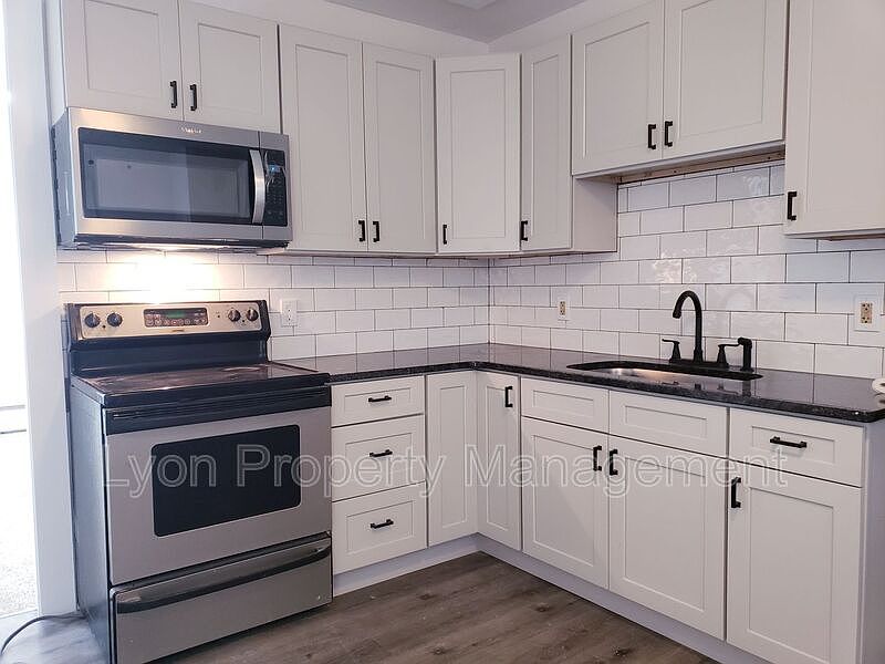 1st image of 30A Laurel Hill Ave