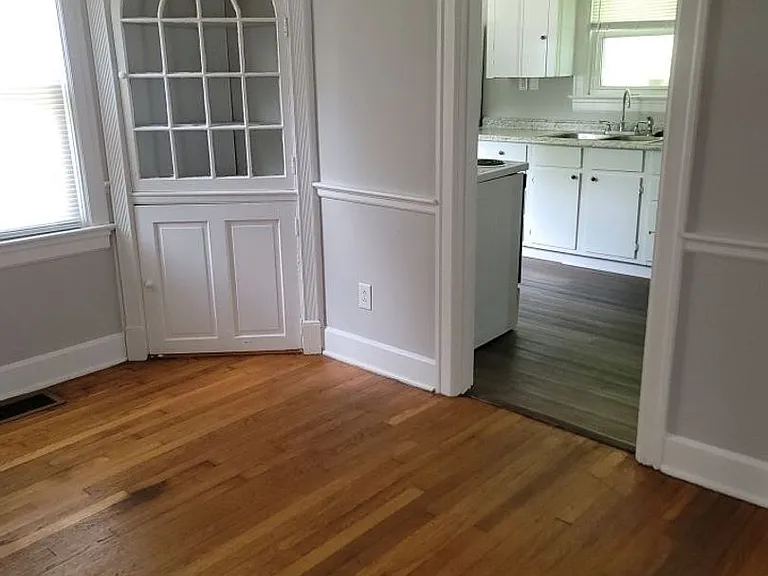 1411 Hill St — Photo 5