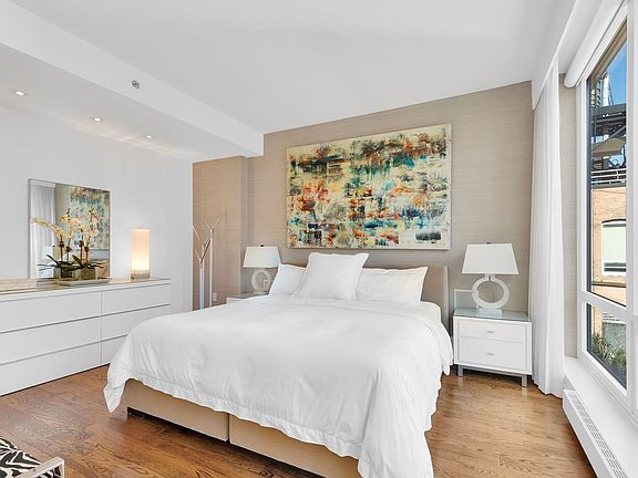 5th image of 133 W 22nd St APT 11E