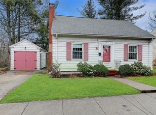 11 Seba Kent Rd, Pawtucket, RI 02861