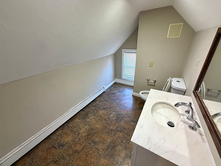 30 Riverview St #2 — Photo 14