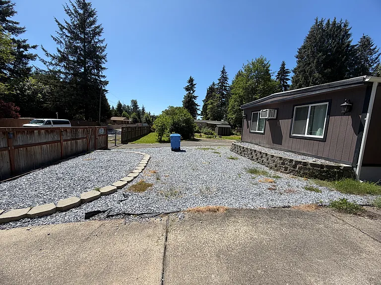 81st Avenue Ct E — Photo 22
