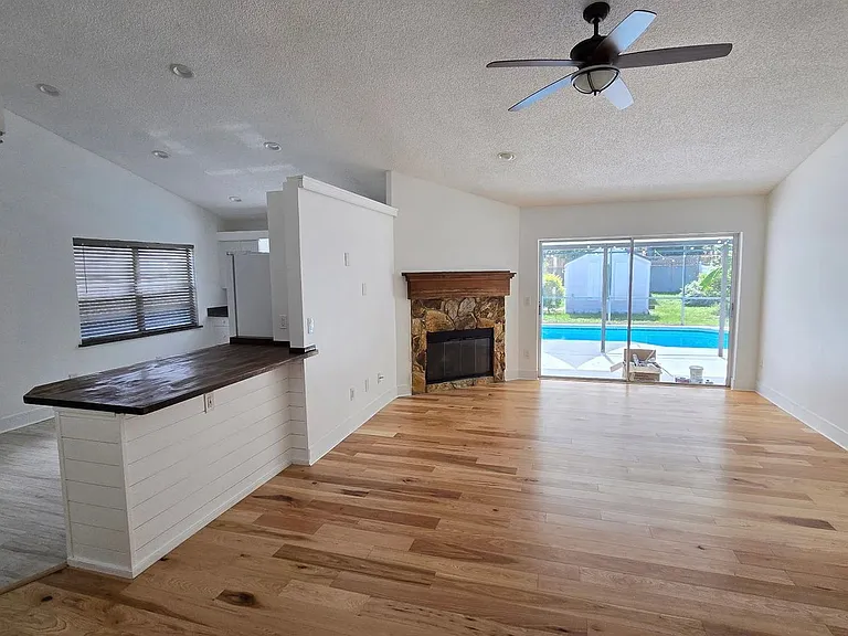 211 N Cervidae Dr — Photo 4