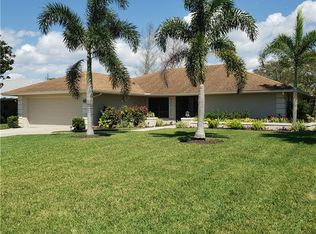 9673 Campbell Cir, Naples, FL 34109