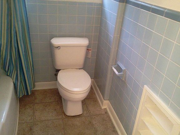 3rd image of 4224 Parkway Dr