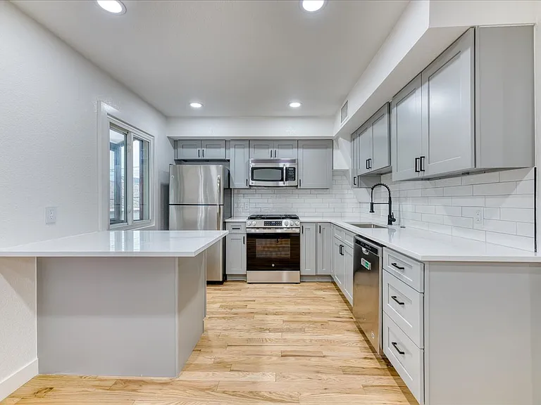 3050 W 32nd Ave #B108 — Photo 3