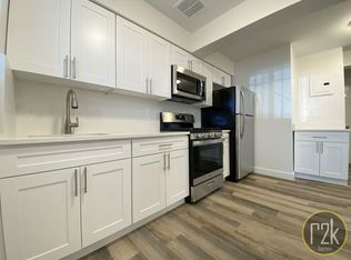 20-50 36th St #1A, Astoria, NY 11105
