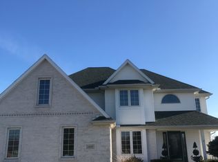 1447 Country Farms Rd, Oregon, OH 43616