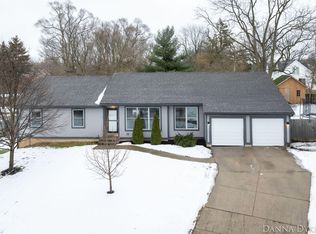 8210 Atlanta Ct NE, Rockford, MI 49341