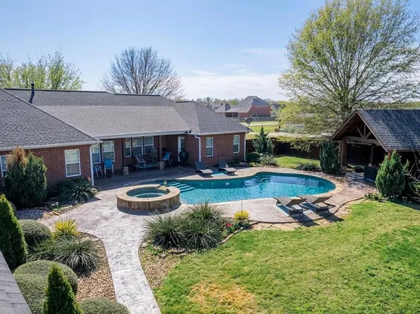 5102 Rochelle Ln, Texarkana, TX 75503