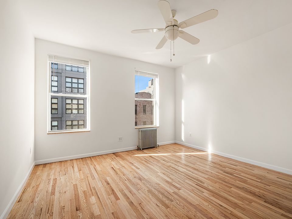 1st image of 590 Manhattan Ave APT 3