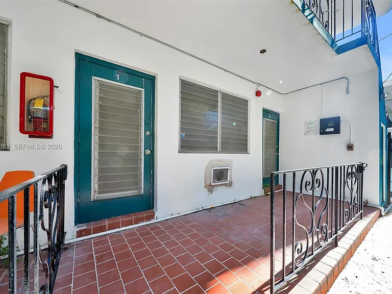 934 Meridian Ave #7 — Photo 25