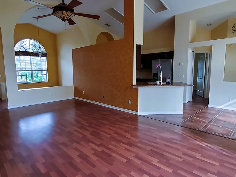 18110 Palm Breeze Dr — Photo 11