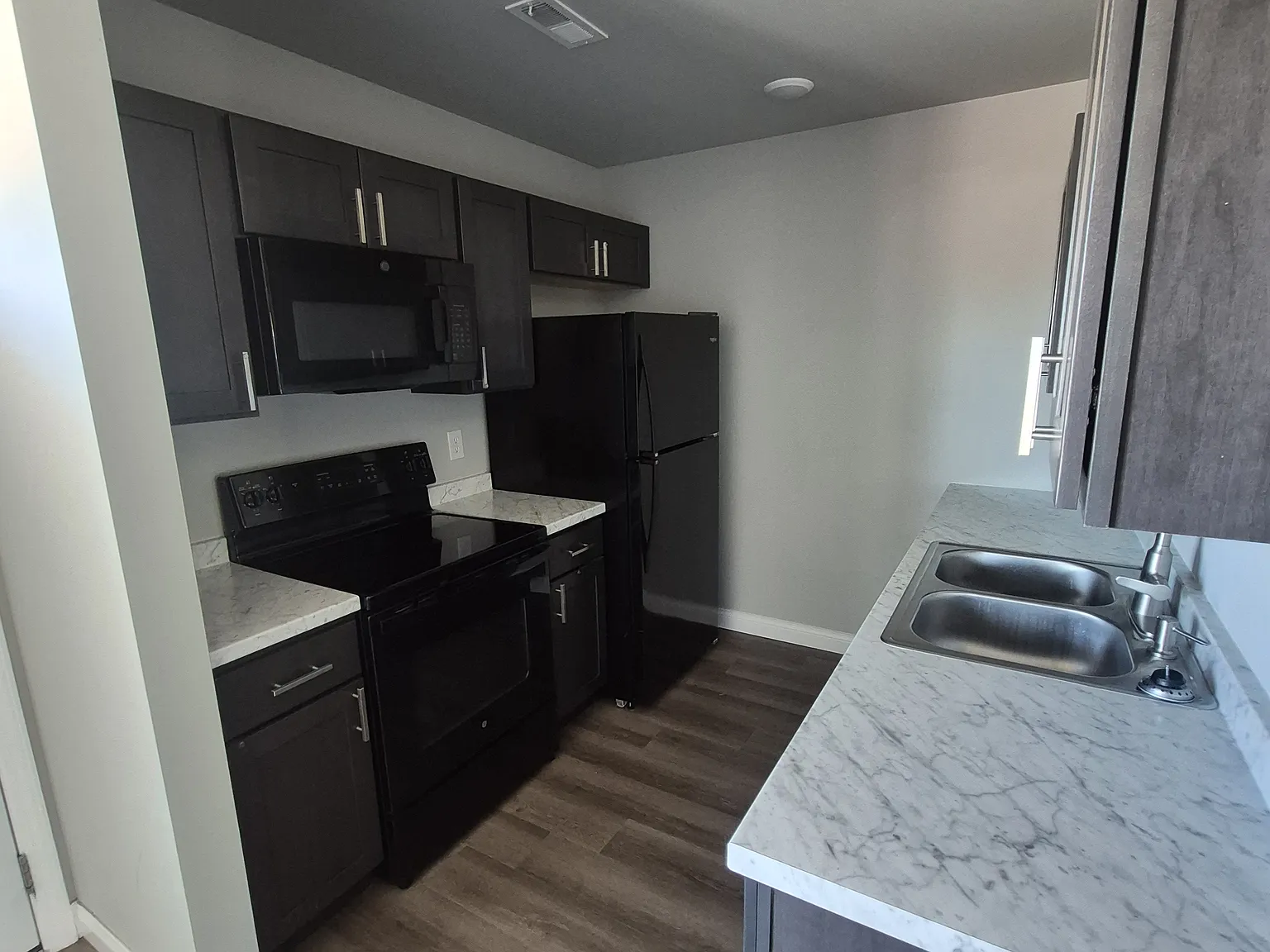 415 N Rollins St — Photo 3