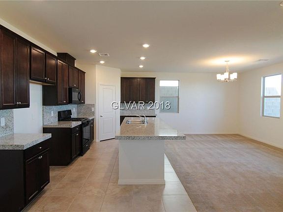 3rd image of 868 Haven Oaks Pl