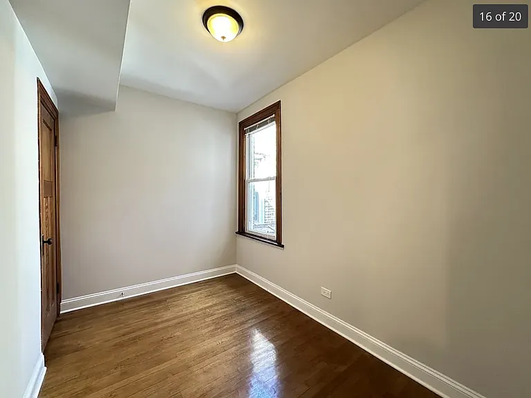 3045 N Milwaukee Ave #2R — Photo 5