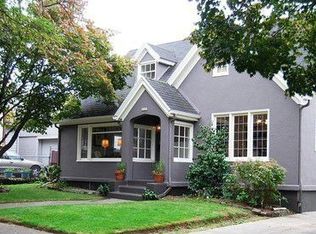 6025 N Moore Ave, Portland, OR 97217