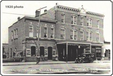 4th image of 123 1/2 S Main St #16132515