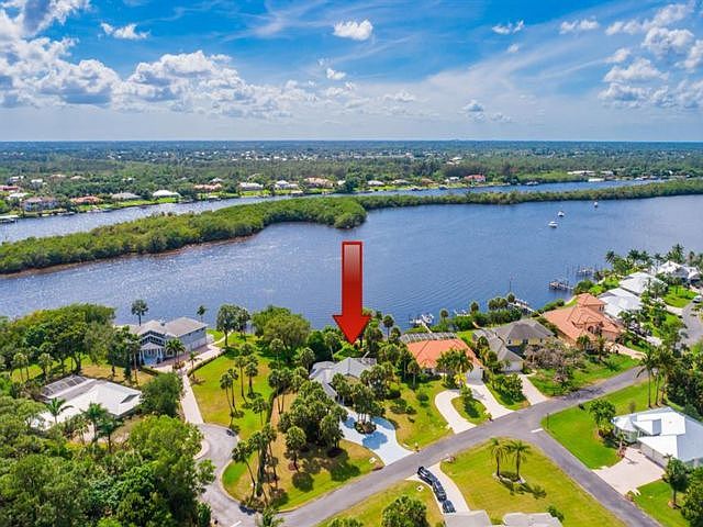 1st image of 3341 SE River Vista Dr