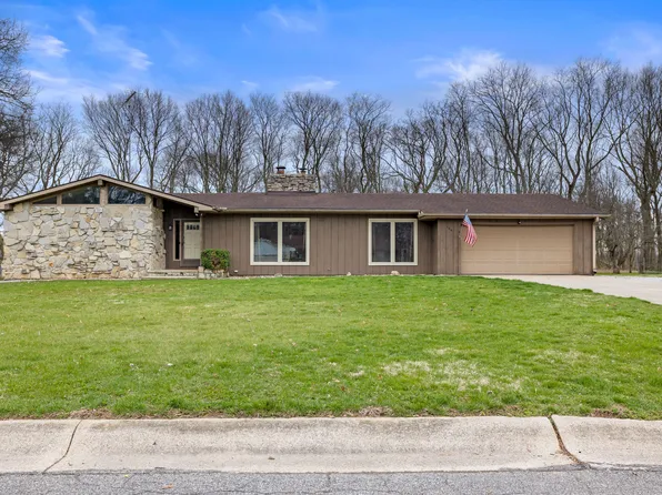 104 Crest Dr, Delphi, IN 46923