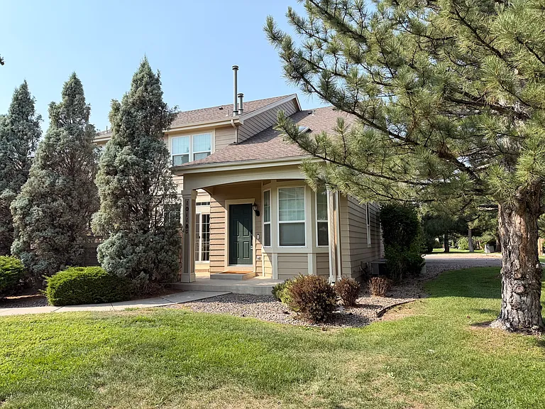10118 Grove Loop #C — Photo 1