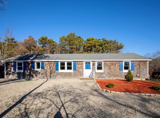 61 Bettys Pond Rd, Barnstable, MA 02630