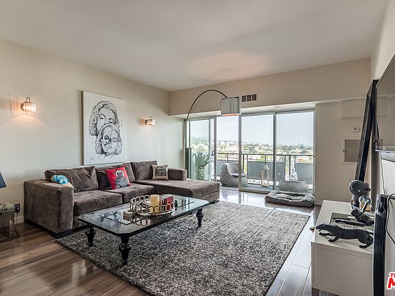 3rd image of 1155 N La Cienega Blvd APT 101