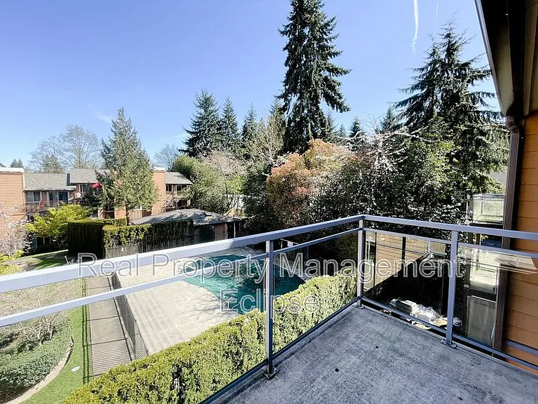 8244 126th Ave NE #B301 — Photo 24