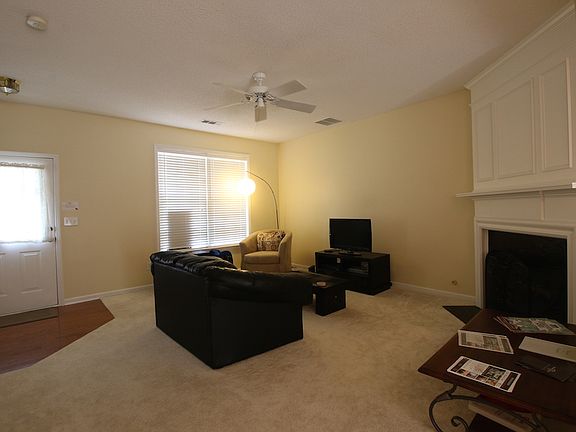 3rd image of 4645 Valais Ct Unit 155