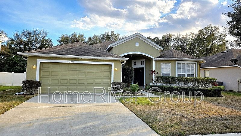 1st image of 3294 Fawnwood Dr