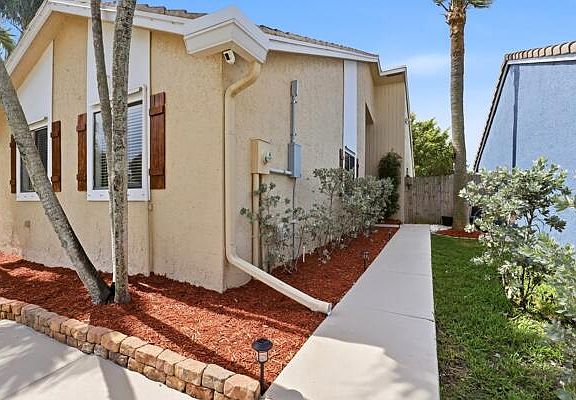 5th image of 6212 Country Fair Circle