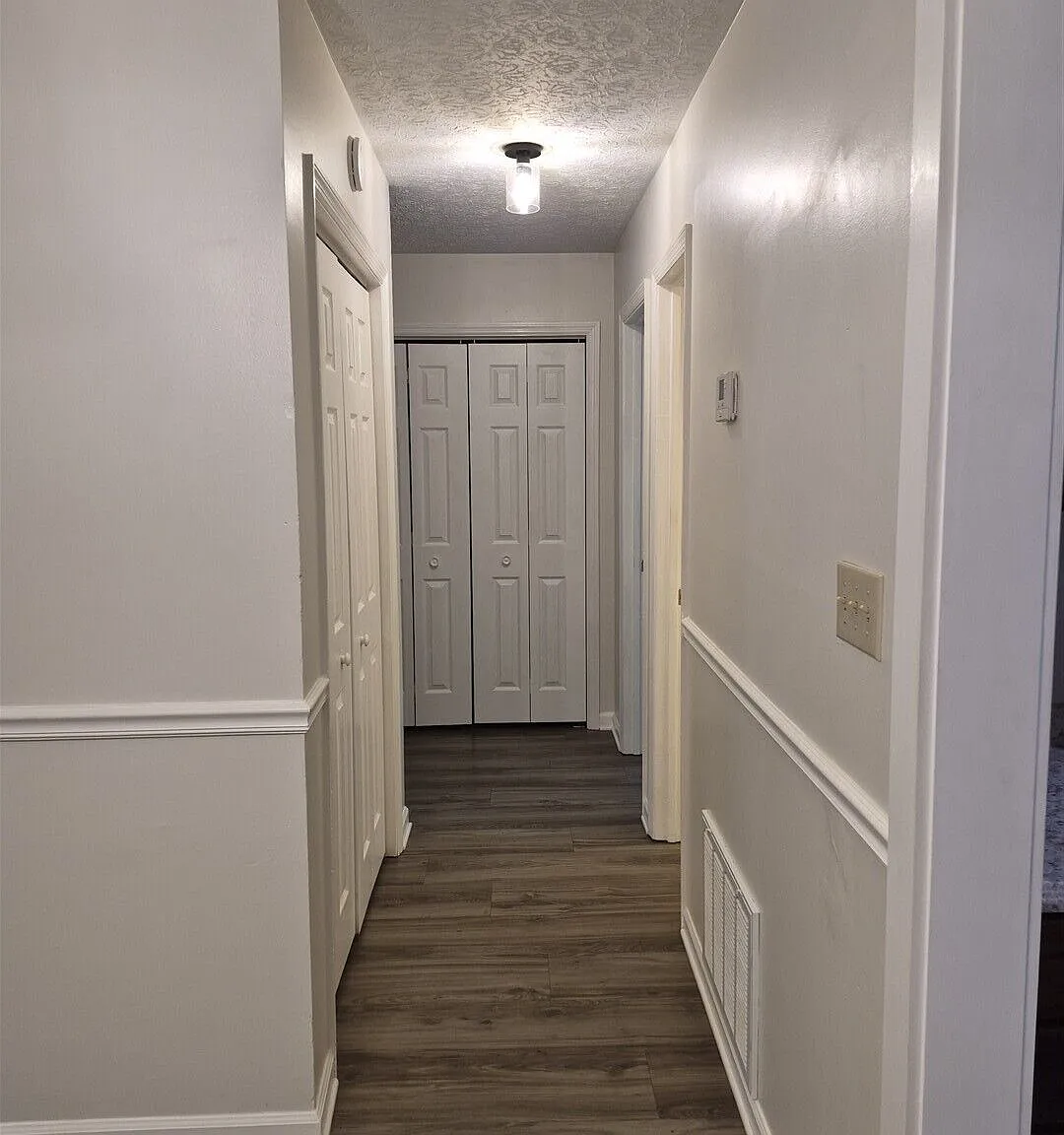 2 bed, 1.0 bath, 880 sqft, $1,100 — Photo 4